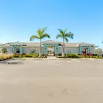 Coastal Venice Villa With Patio And Resort Amenities!
