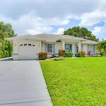 Lakefront Venice Home 4 Mi To Manasota Key Beach!