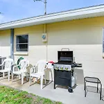 Venice Home With Fenced Yard 4 Mi To Beach!