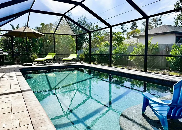 Villa Happy Gator - Relaxing Pool Retreat With Minutes To Beaches