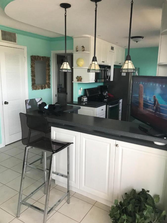 Front San Marco 2 Bedroom Florida Venice