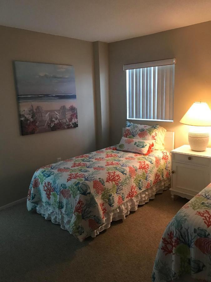 Front San Marco 2 Bedroom Florida Apartment *