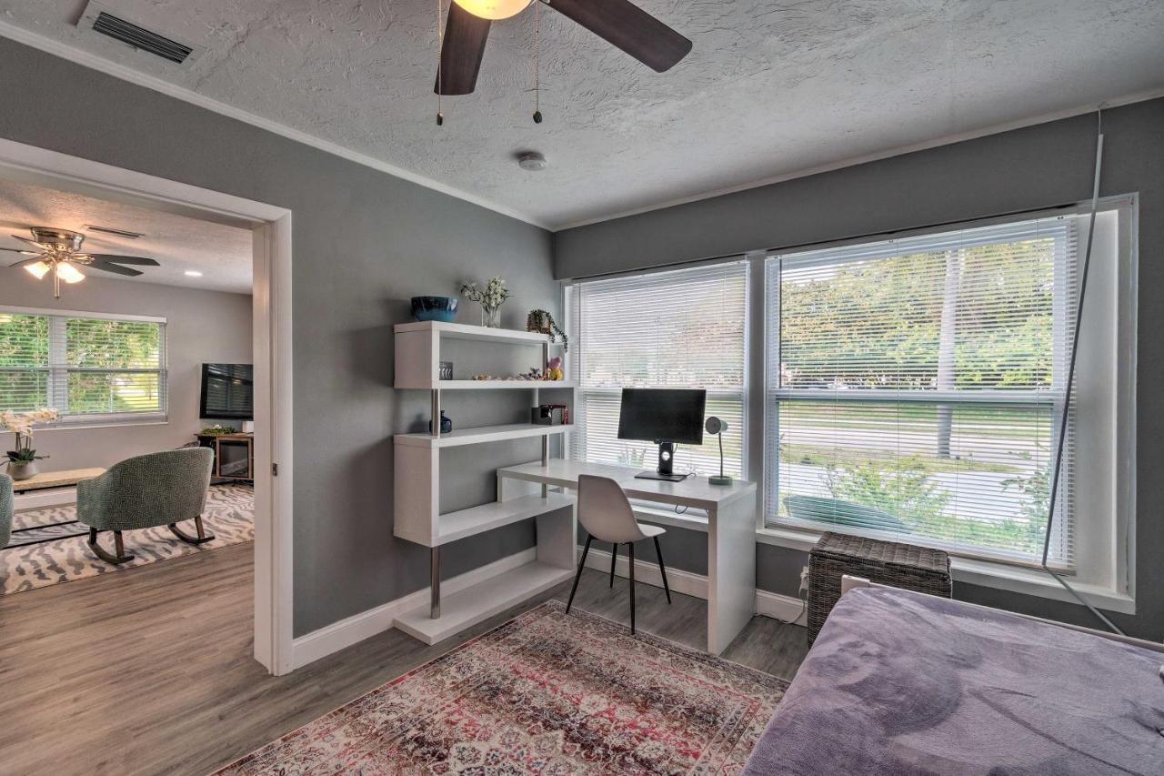 Bright Getaway Less Than 1 Mi To Historic Dtwn Ferienhaus