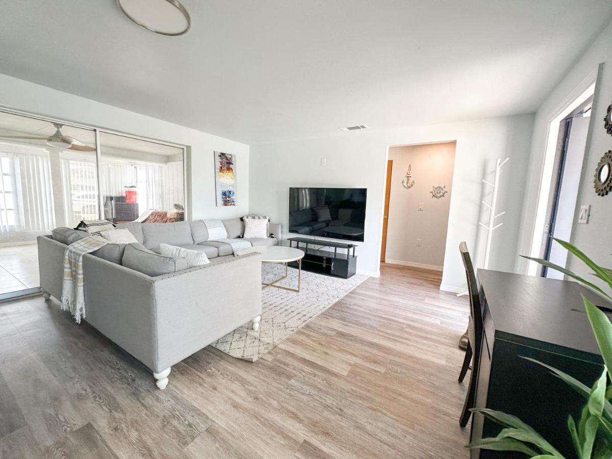Apartment House 5 Minutes From The