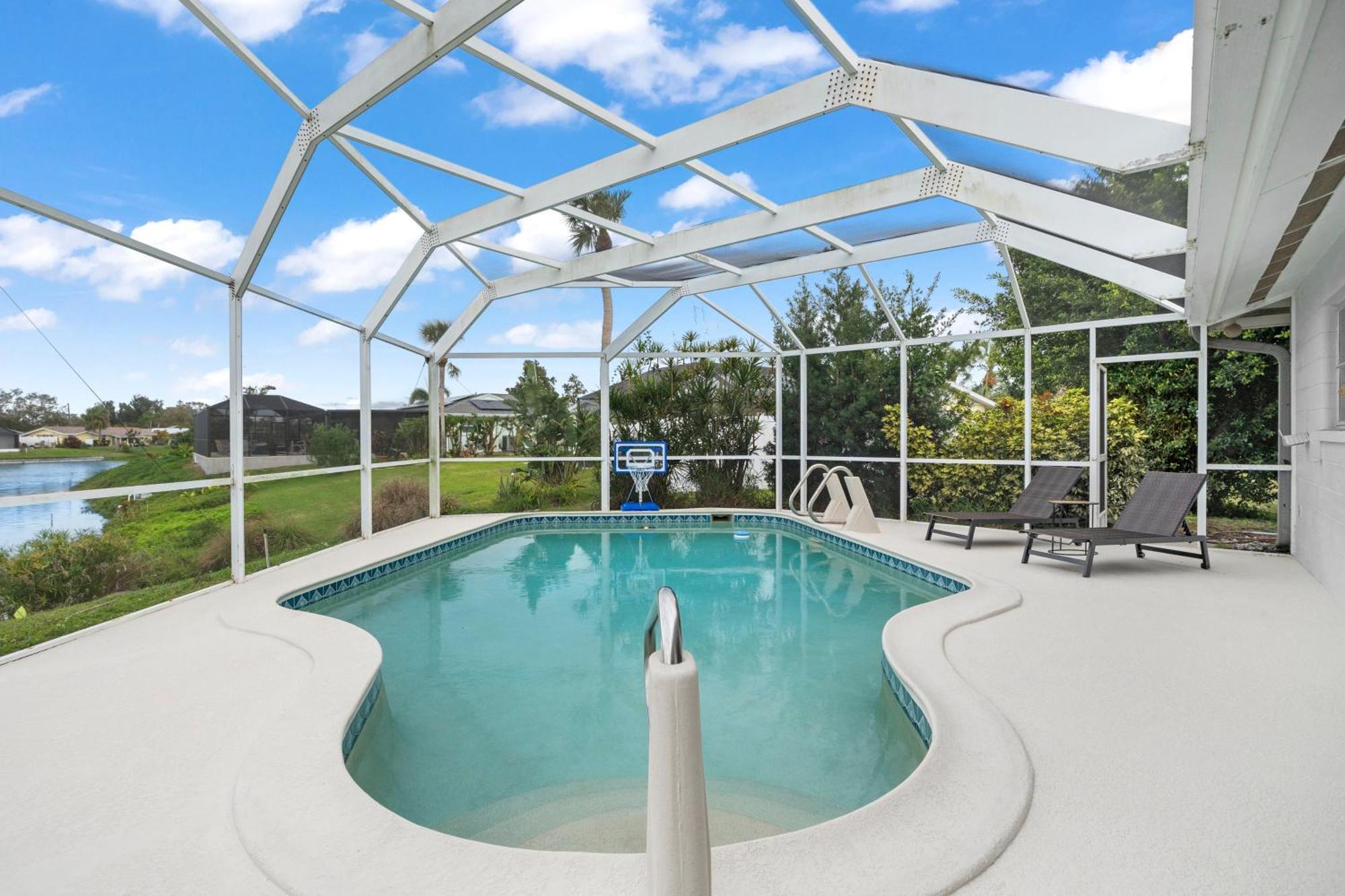 Lakefront Pool Holiday home Venice