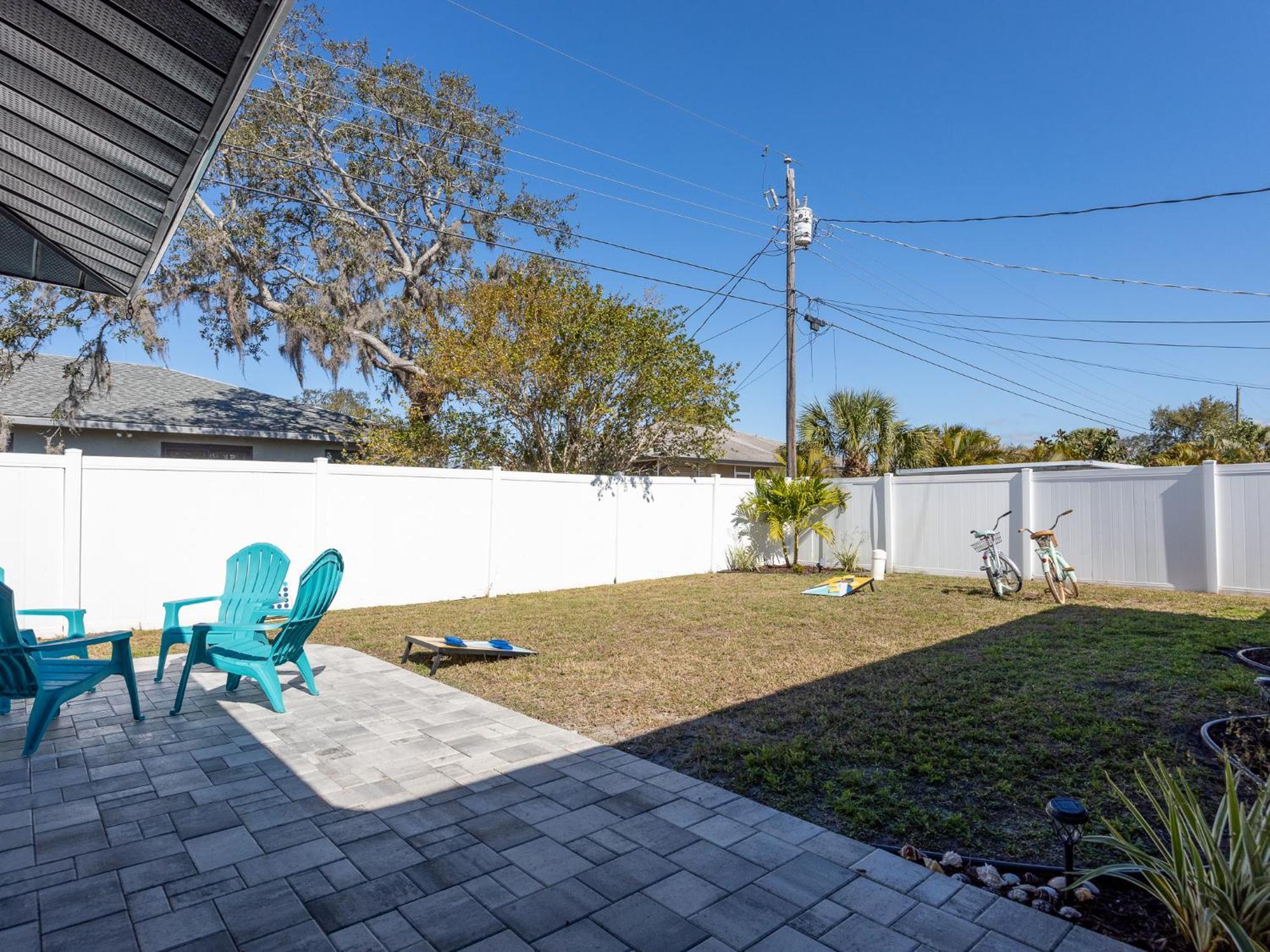 Holiday home 3 Bedroom Luxury Home, Completely Renovated, 5 Star Rated - 10mins To Beaches