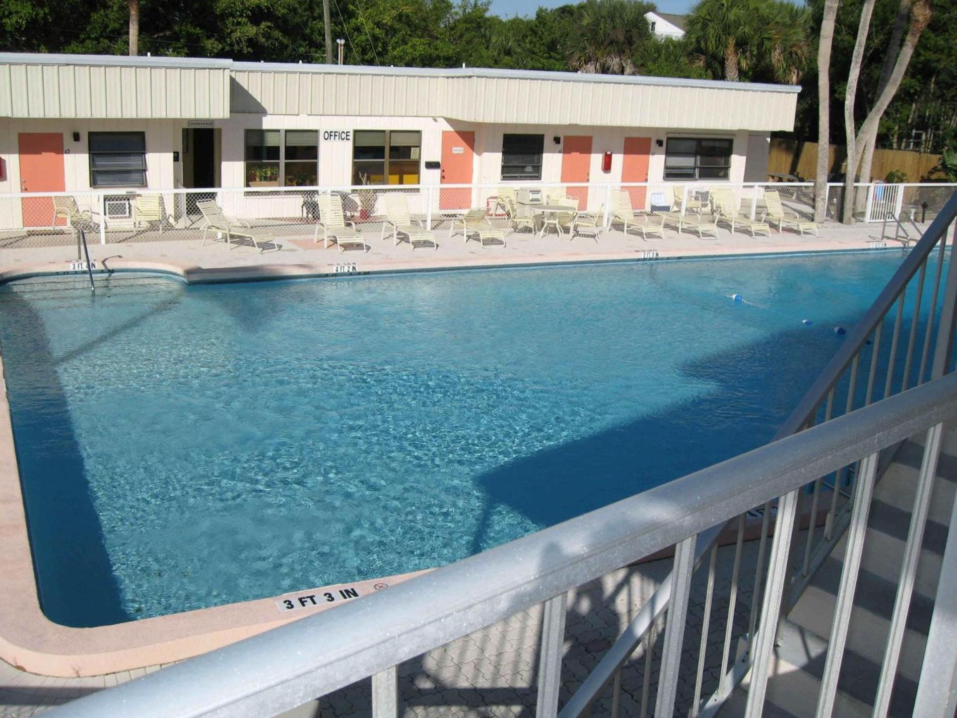 * Poolside #41a Apartment