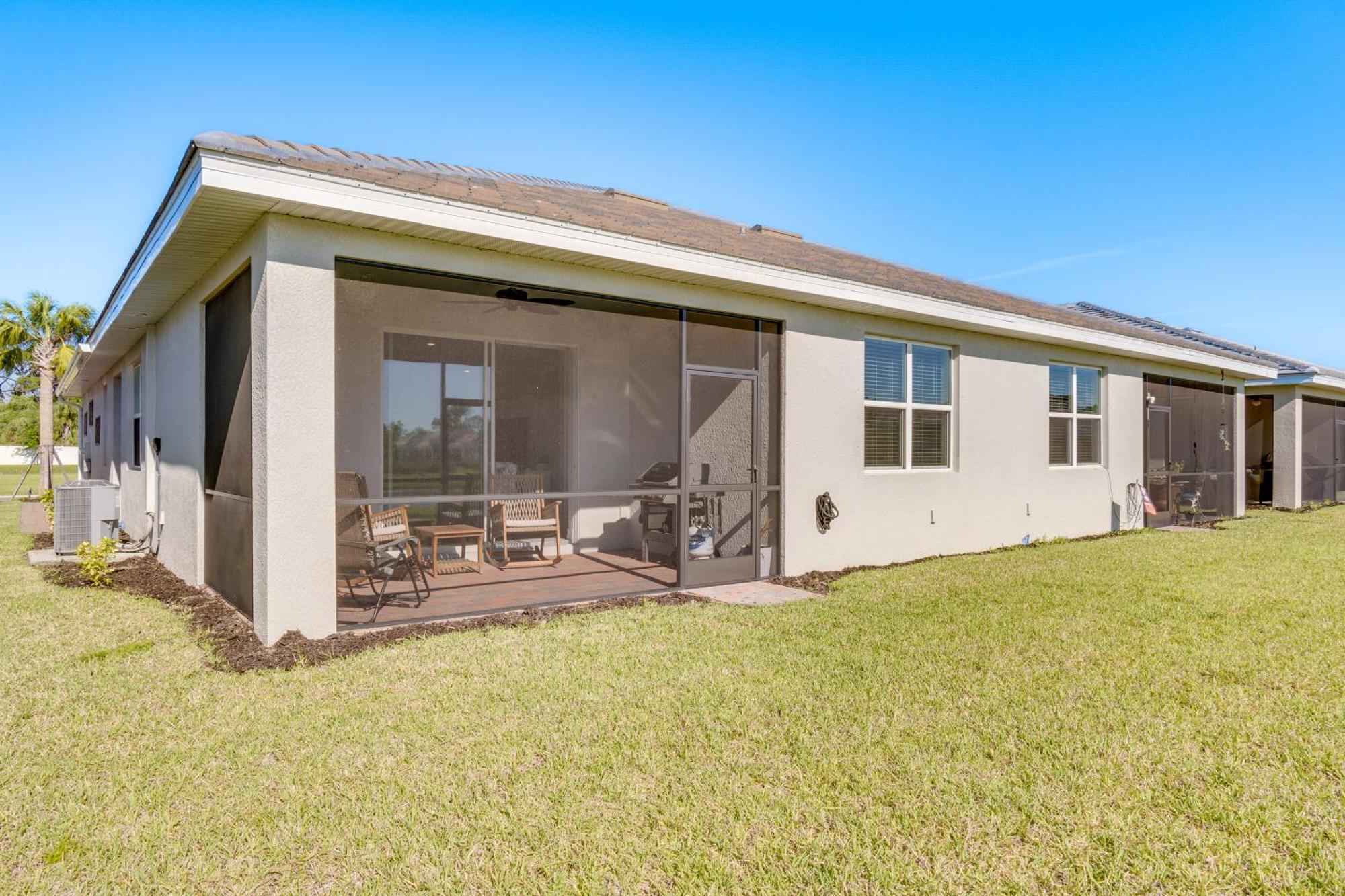 Coastal With Patio And Amenities!