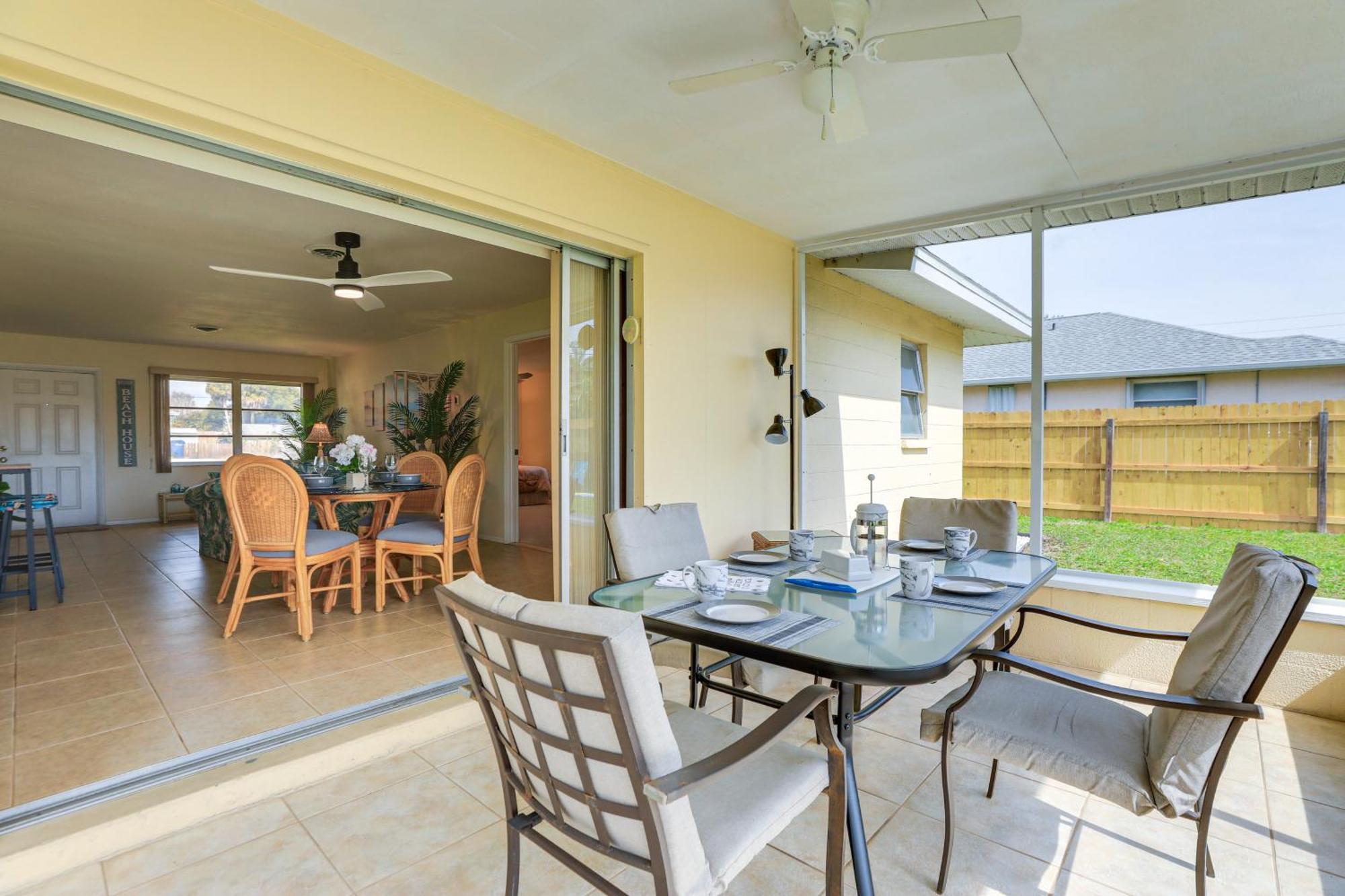 With Fenced Yard 4 Mi To Beach! Ferienhaus Venice