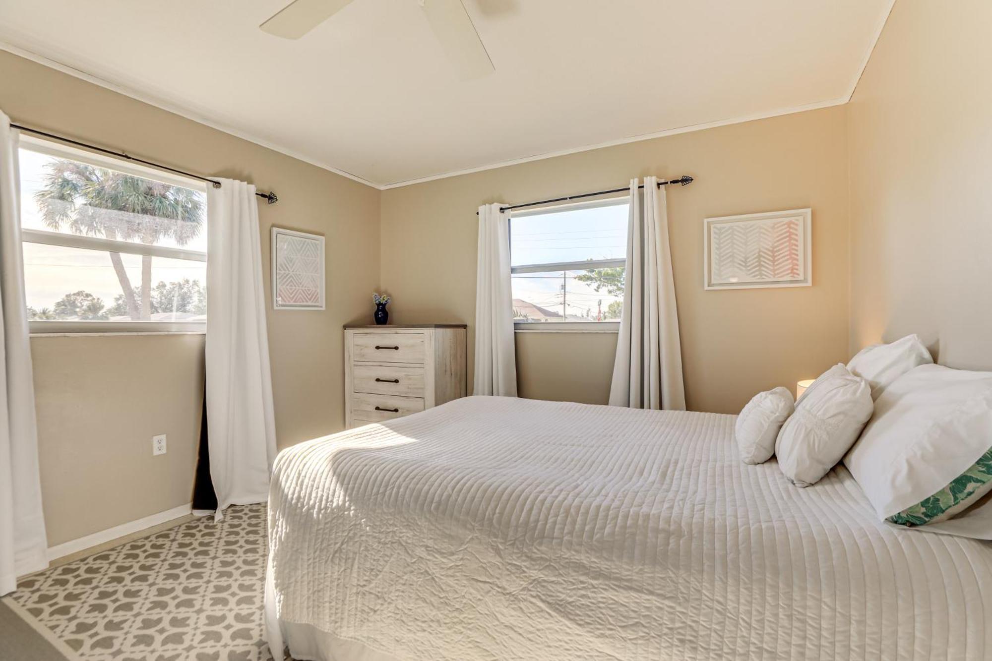 Ferienhaus 4 Mi To Historic Dtwn With Heated Pool!