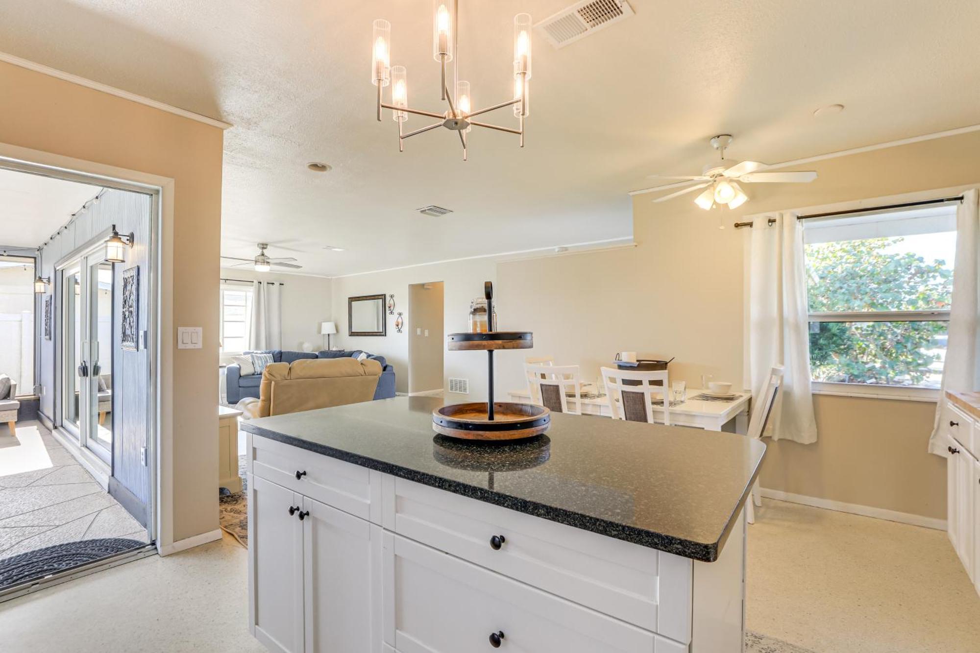 Ferienhaus 4 Mi To Historic Dtwn With Heated Pool! *