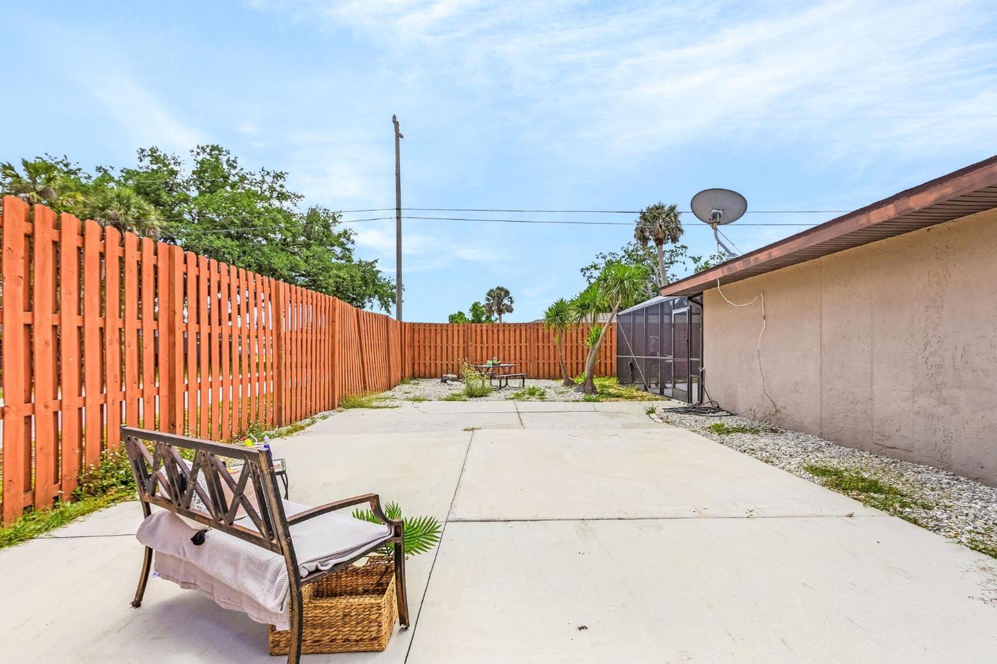 Ferienhaus Saltwater Pool, Pet Friendly, Grill And Picnic Table - A Time For Paws - Roelens Vacations