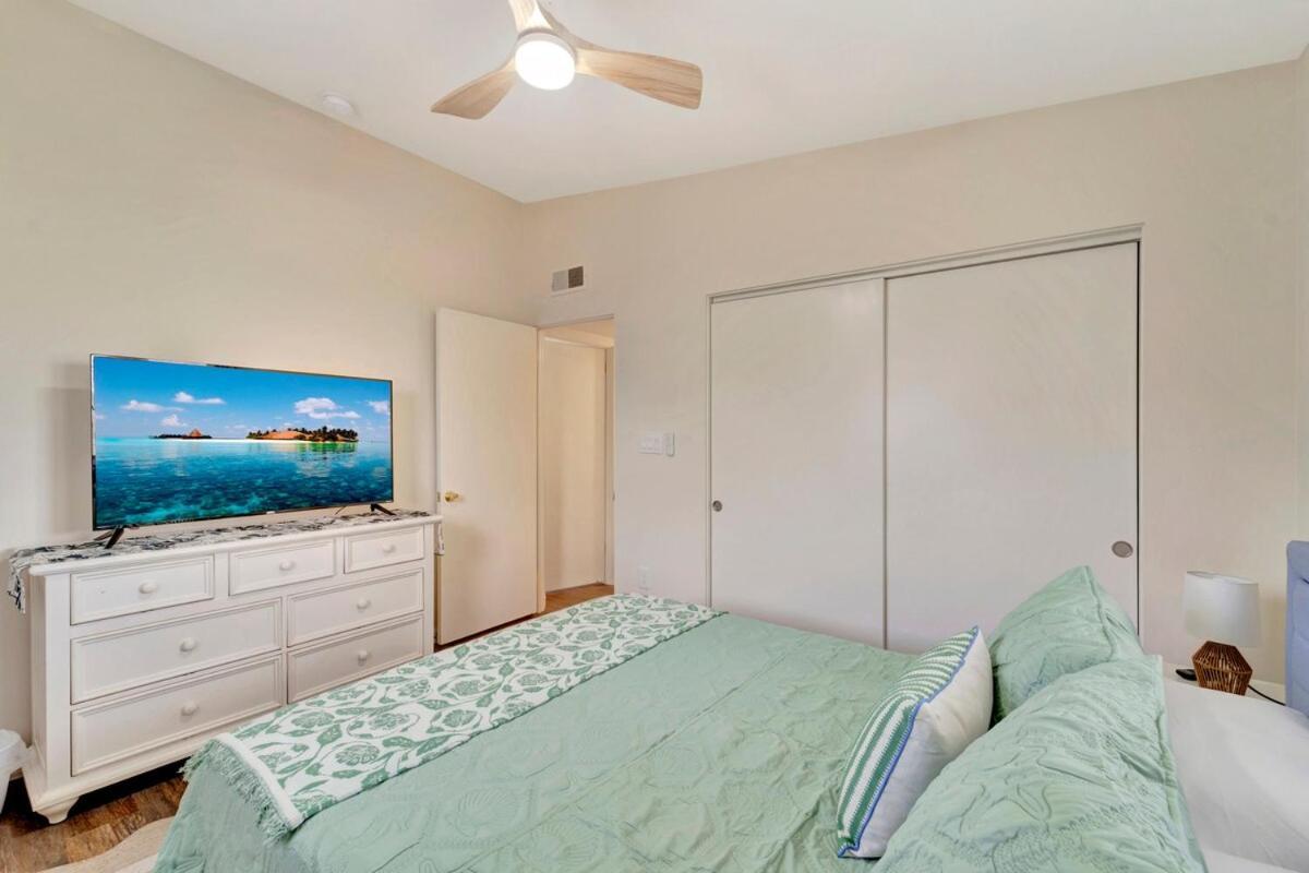 2 Kitchens, Pool, Ping Pong, Corn Hole, Bbq Venice