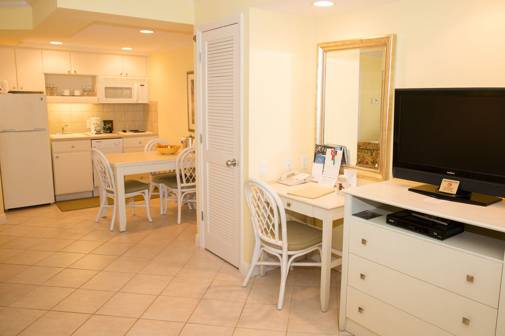 Gasthof At The Beach-venice Florida Venice