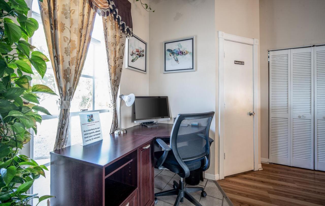 Island Sun & - Venice, Florida Historic Downtown & Getaway Motel Venice