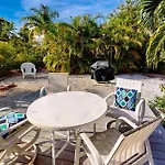 Vintage Venice Duplex - B