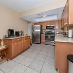 New Gem! Charming Vacation Home - Casa Y&V