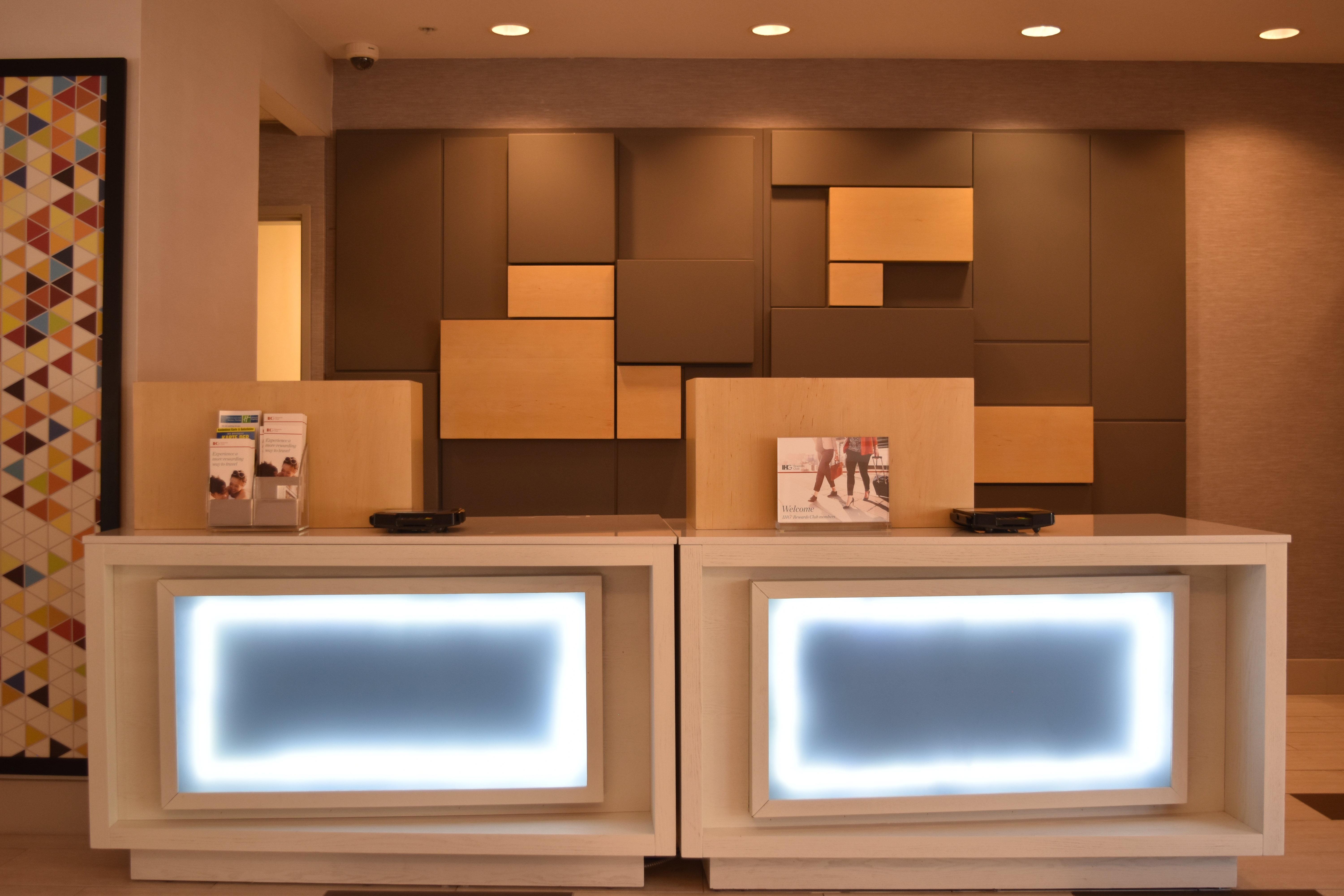 Express Venice By Ihg Hotel Venice Gardens