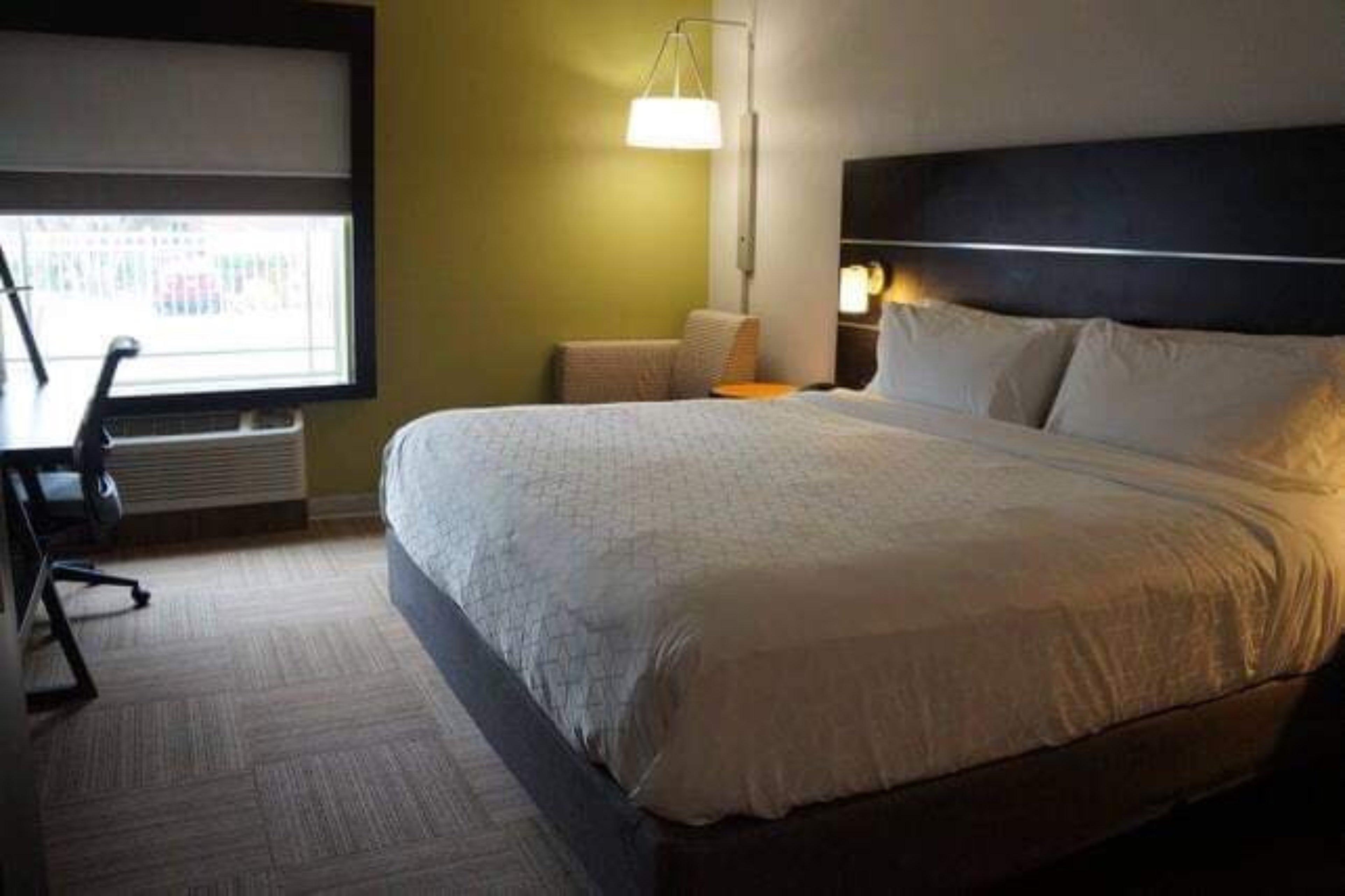 Express Venice By Ihg 2* Venice Gardens