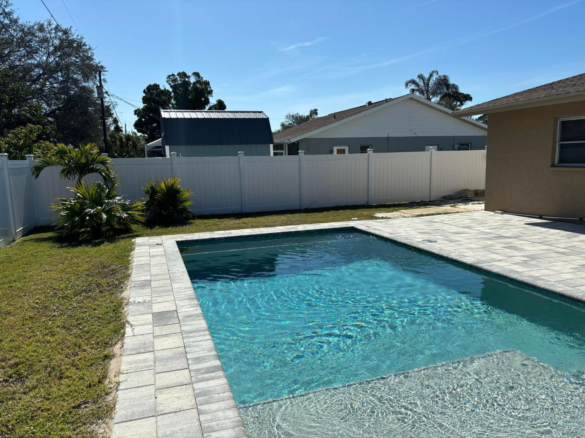 Holiday home Pet Friendly 3-bedroom House, Minutes From