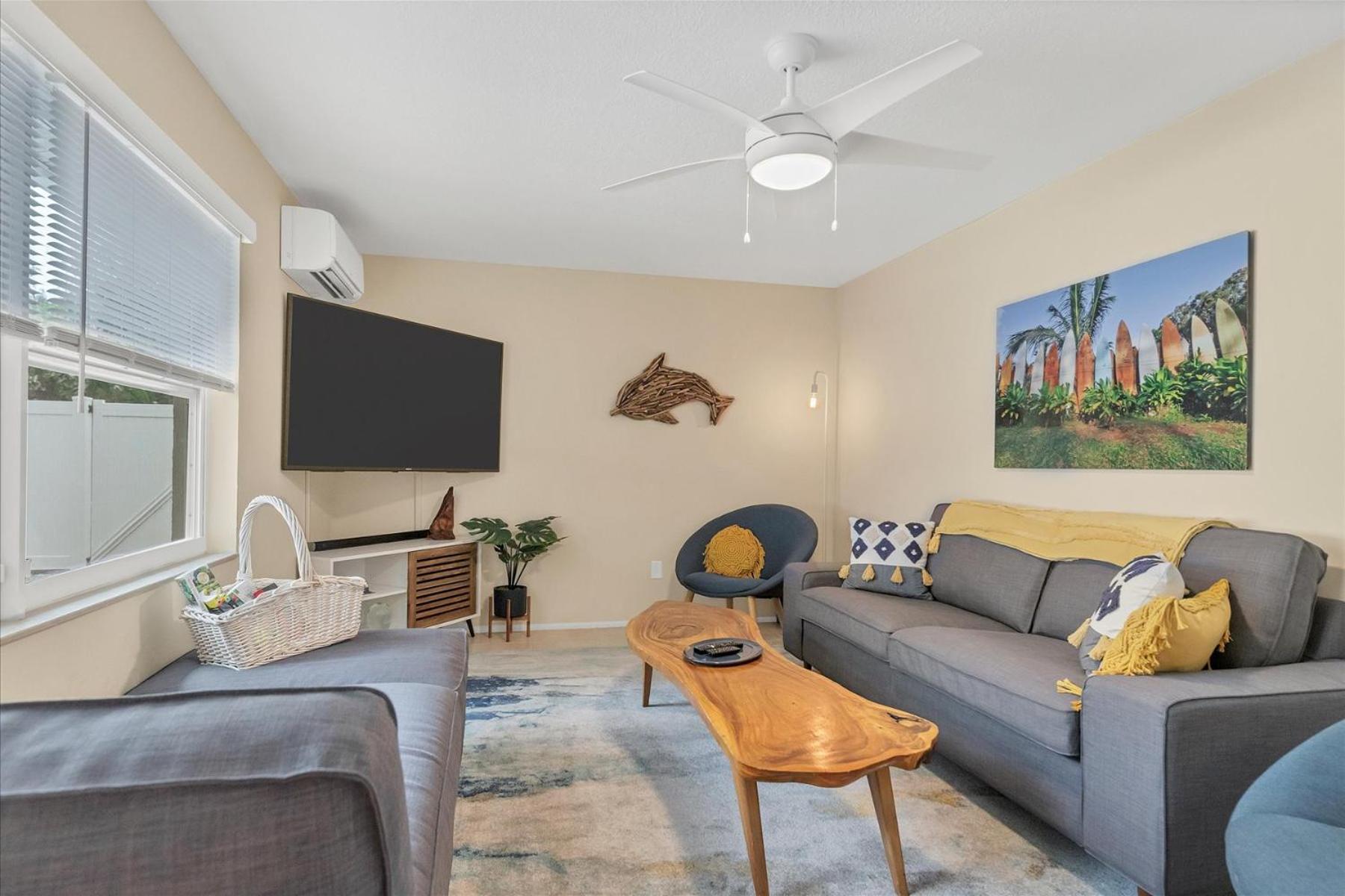 Adventure Retreat Near Beaches & Bike Path Venice