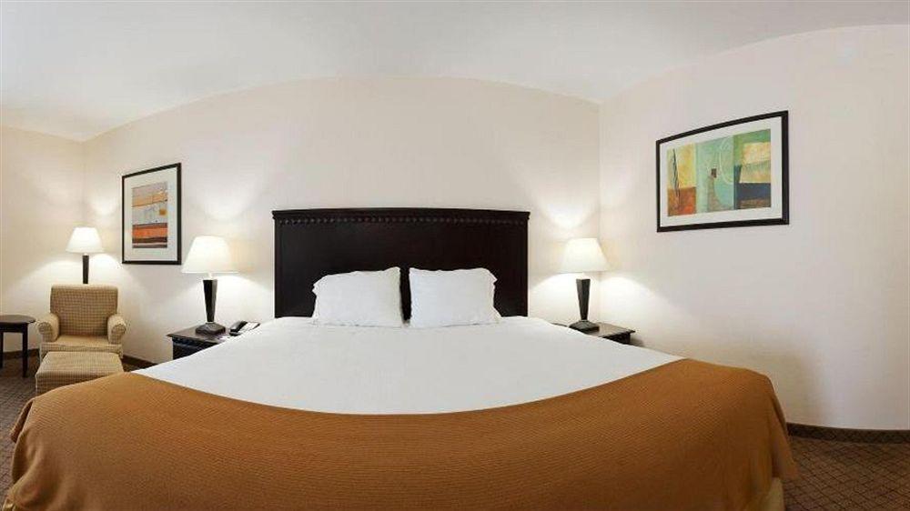 Express Venice By Ihg Hotel 2*