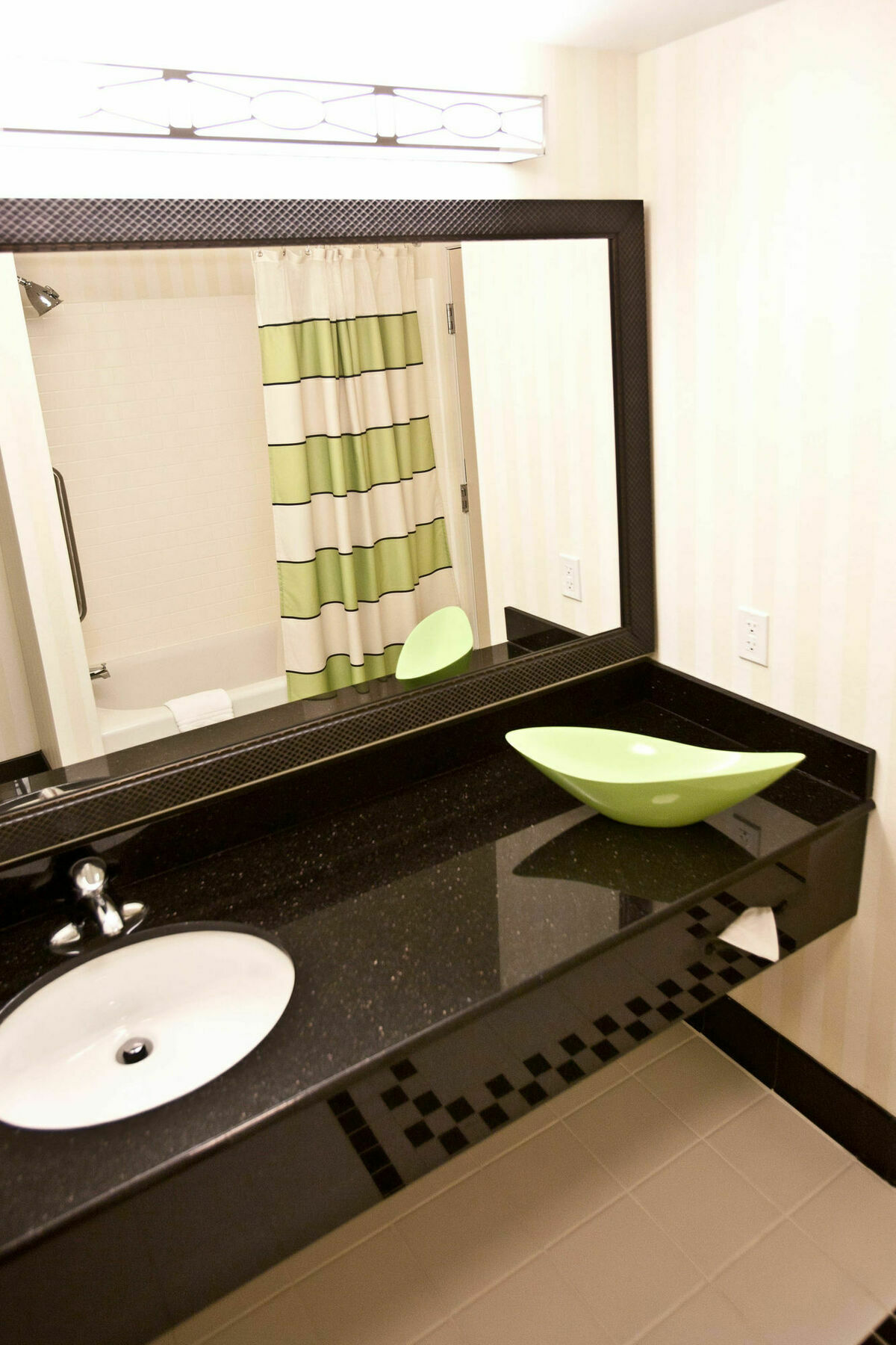 Fairfield & By Marriott Venice Venice Gardens