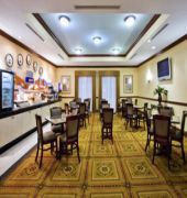 Express Venice By Ihg 2* Venice Gardens